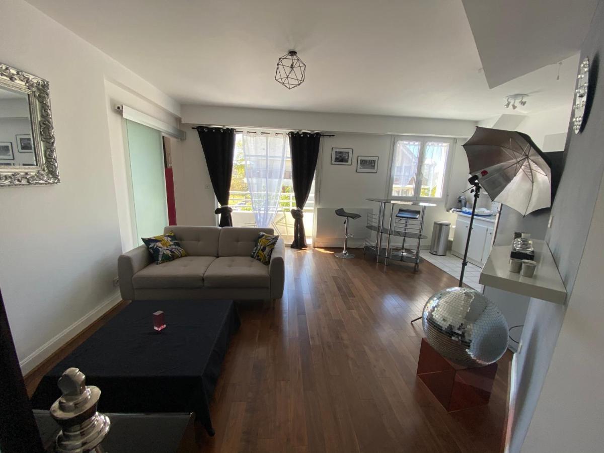 Charmant Appartement En Bord De Cher 셍 따베흑땅 외부 사진